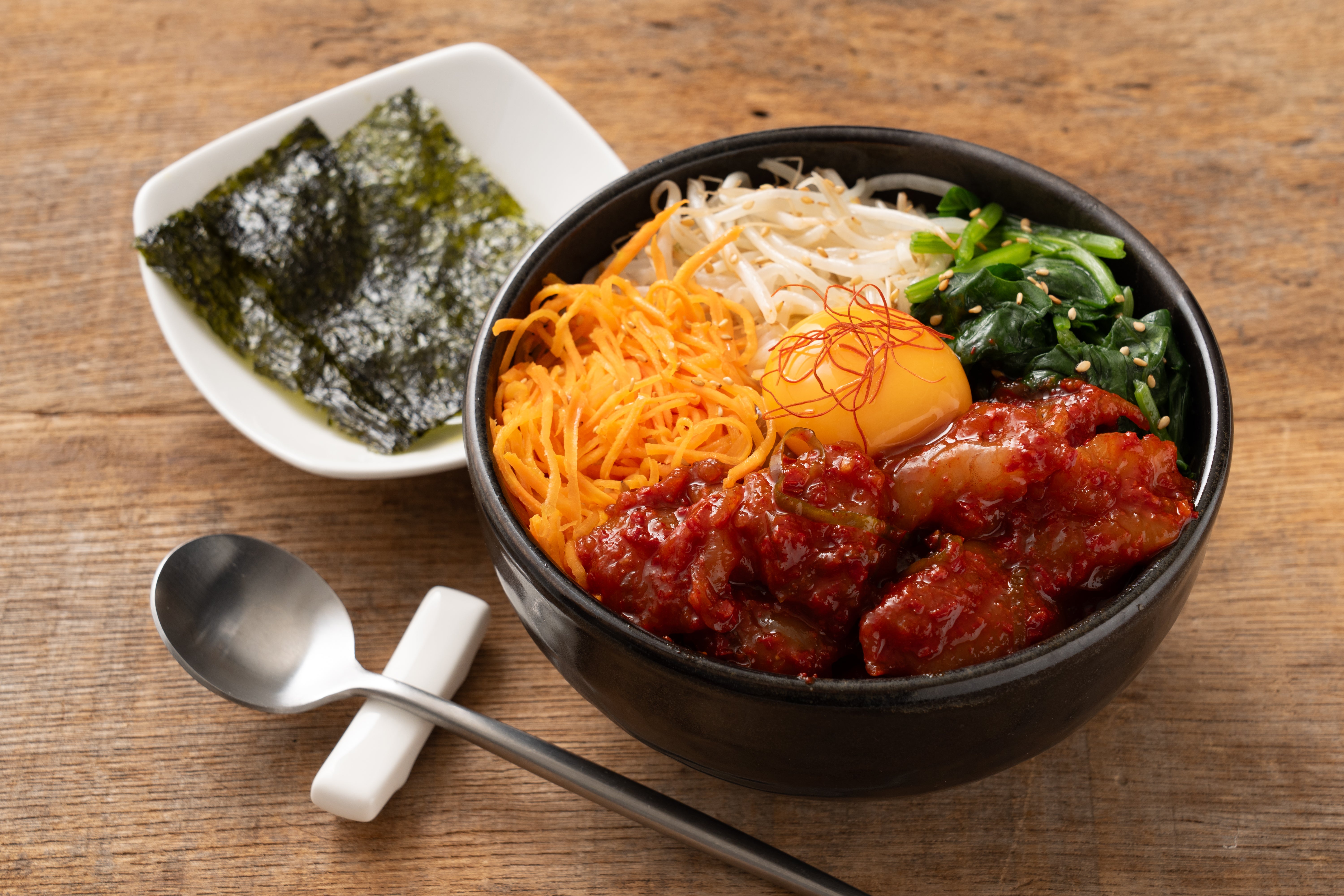 特製ヤンニョムの深みある味わい