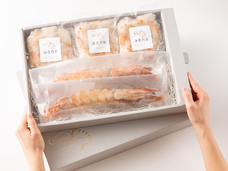 熨斗とメッセージカードで、
気持ちをそのまま。